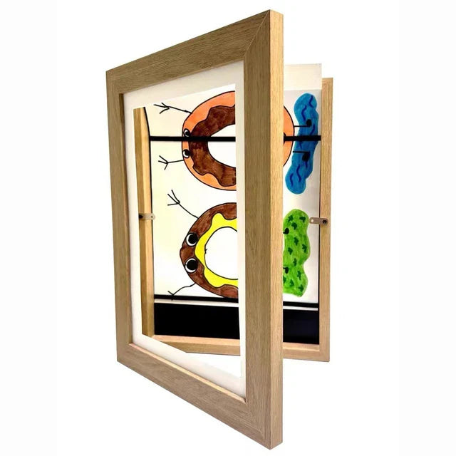 Innovative Picture Frame For Up To 150 Drawings And