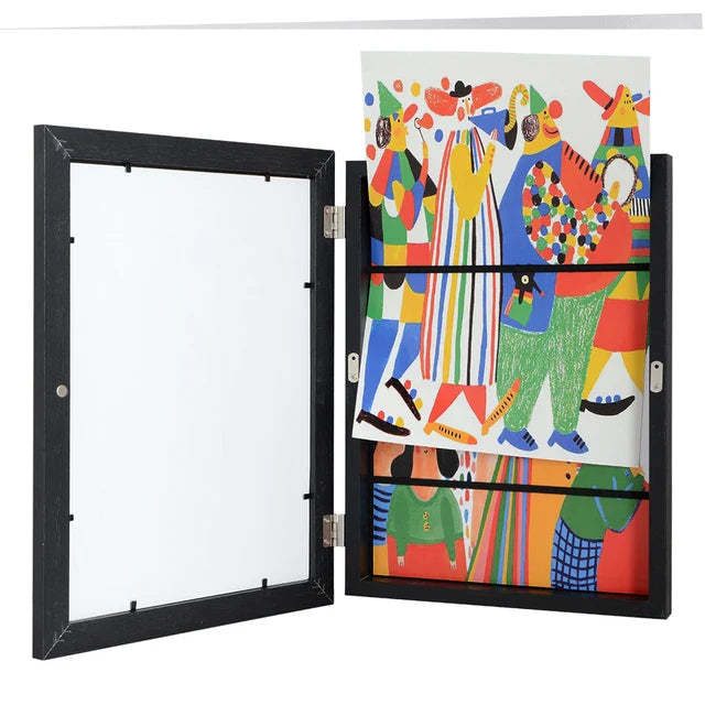 Innovative Picture Frame For Up To 150 Drawings And