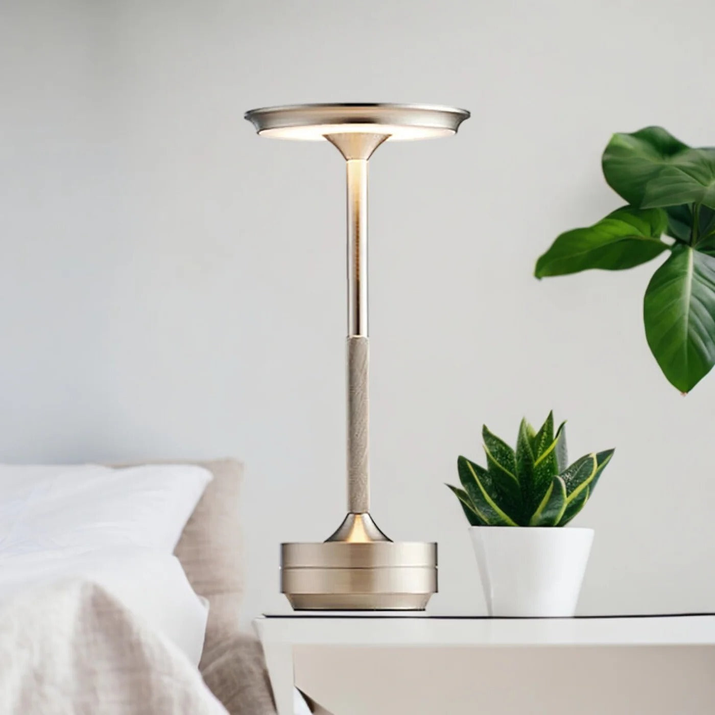 Cordless Table Lamp with Touch Control & Modern Nordic
